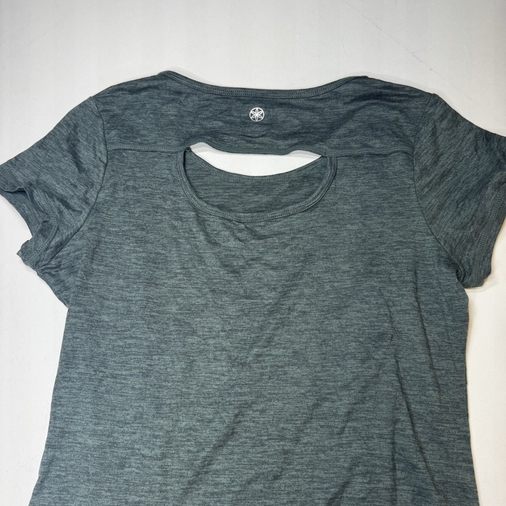 Gaiam Gray Heather Ruched Yoga Athletic Top Open Back Womens Medium - Picture 6 of 7